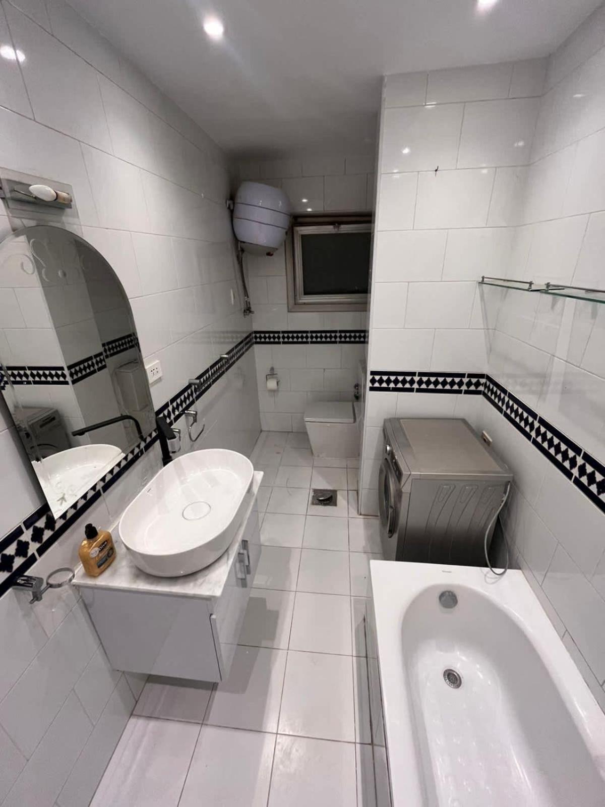 Apartment Zamalek Cozy 2br Cairo